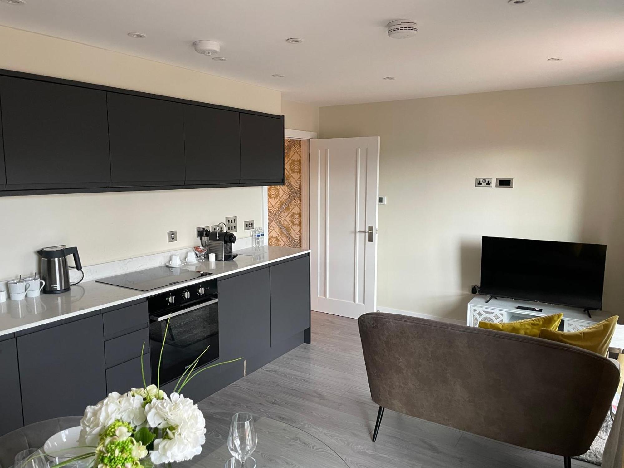Central Modern Flat York Extérieur photo