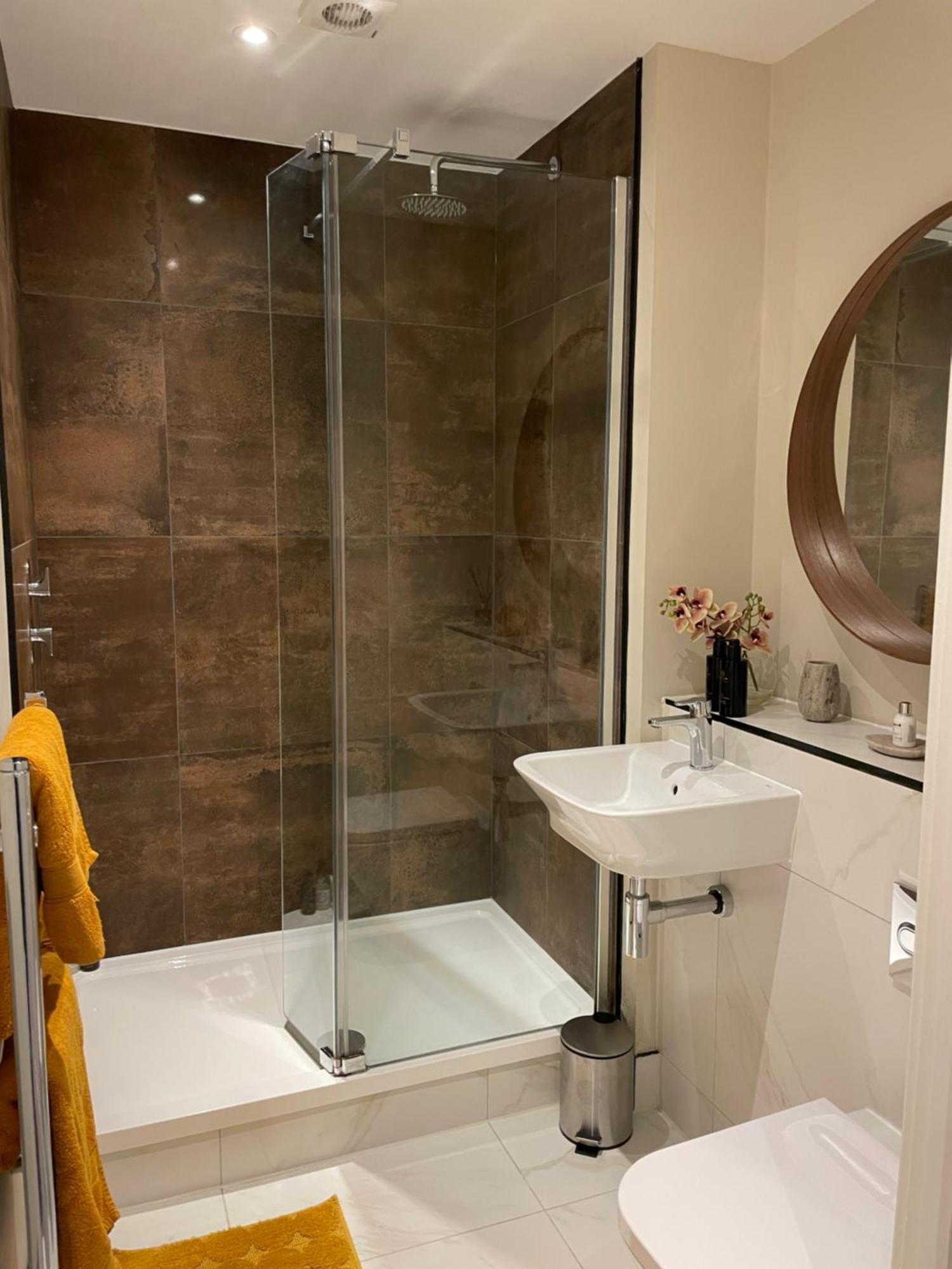 Central Modern Flat York Extérieur photo